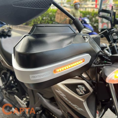  Bảo vệ tay lái motowolf có đèn led 