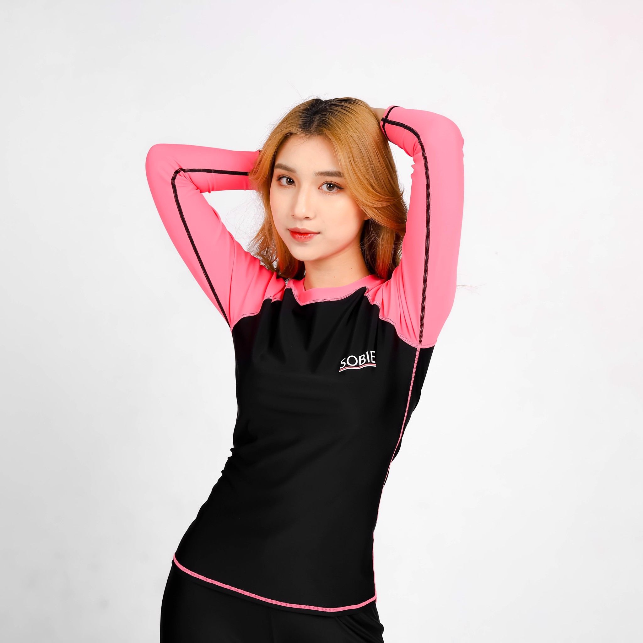 Áo Bơi Nữ Kín Đáo Sobie Black Pink