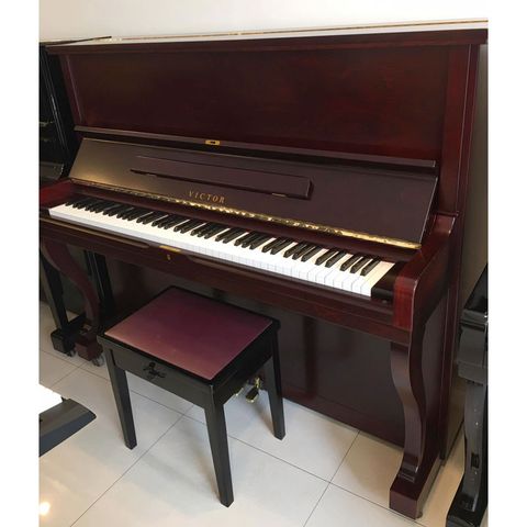 ĐÀN PIANO GỖ VICTOR V105M CŨ