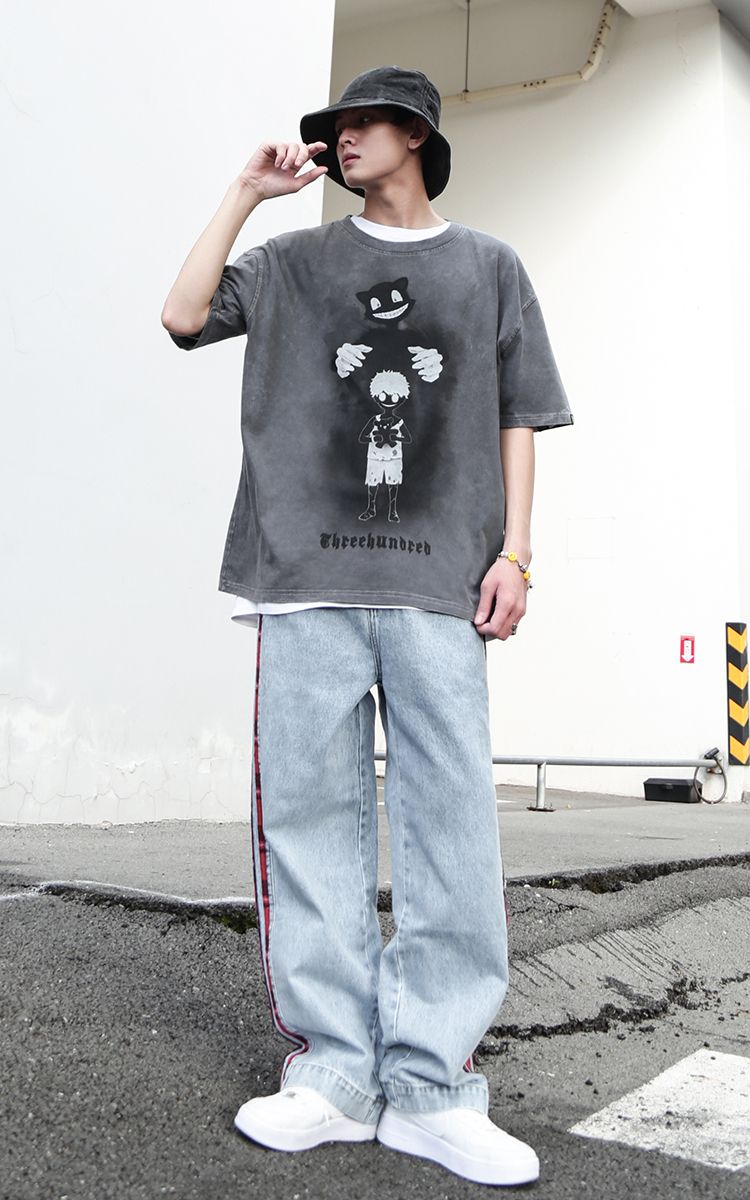 The Creepy Cat Tee With Acid Washed Grey