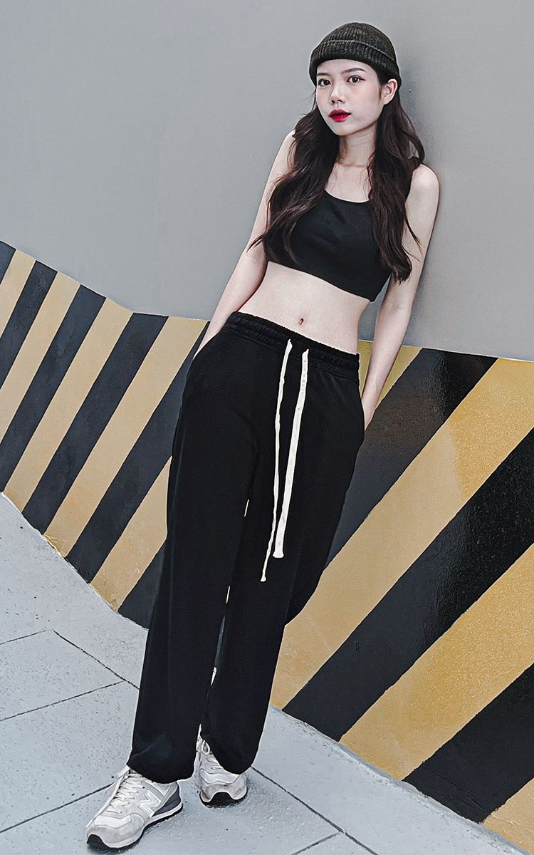 Three Hundred Basic Pants In Black