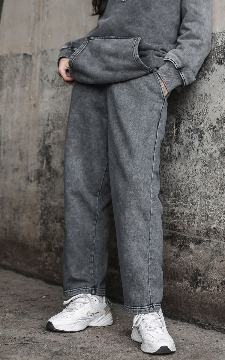 Three Hundred Basic Pants In Acid Washed Grey