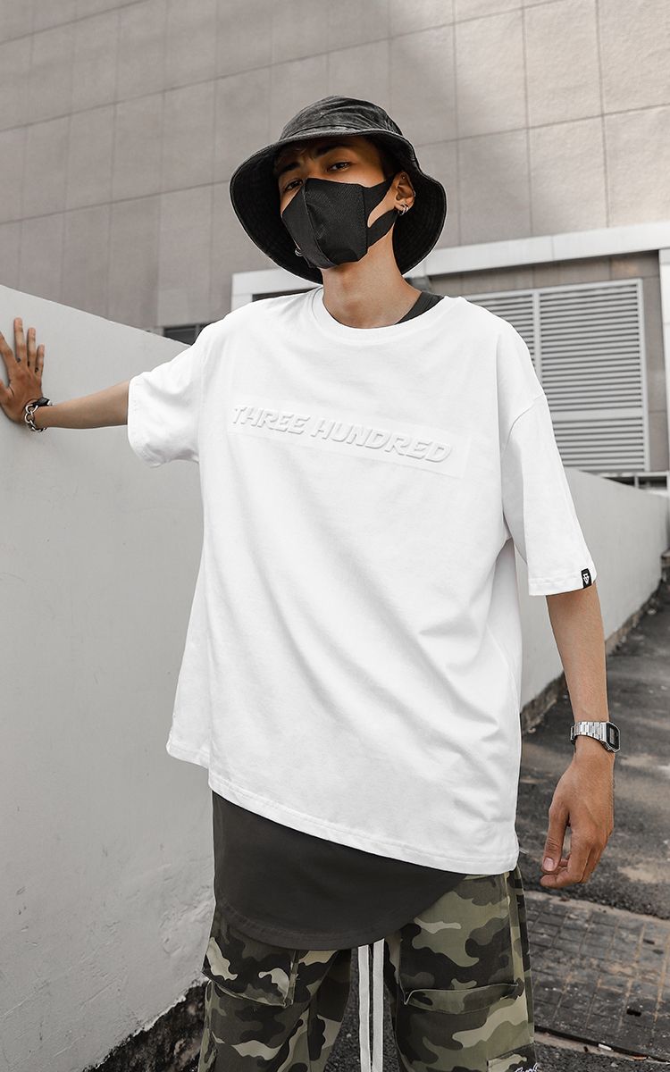 Three Hundred Embossed Big Logo Tee In White