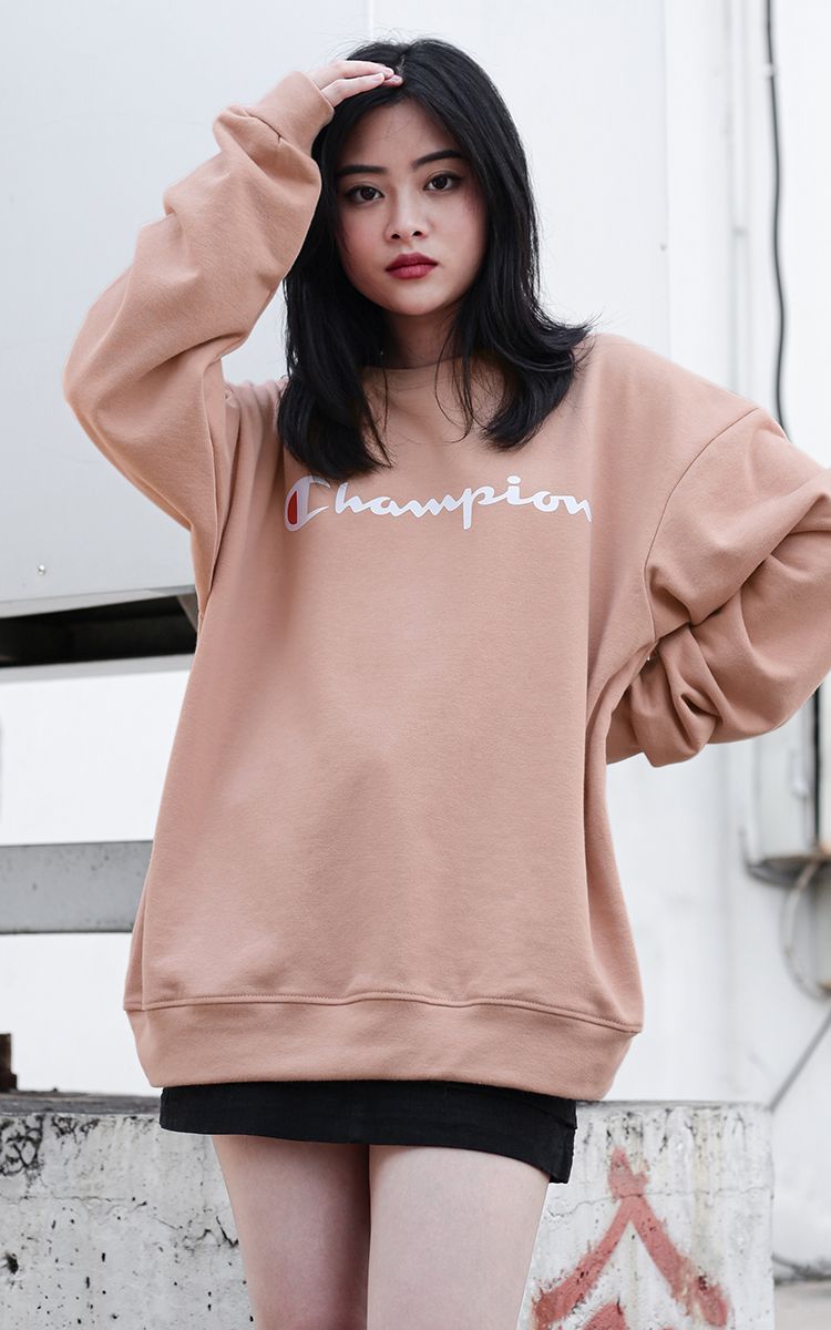 Champion Big Logo Sweater In Pink