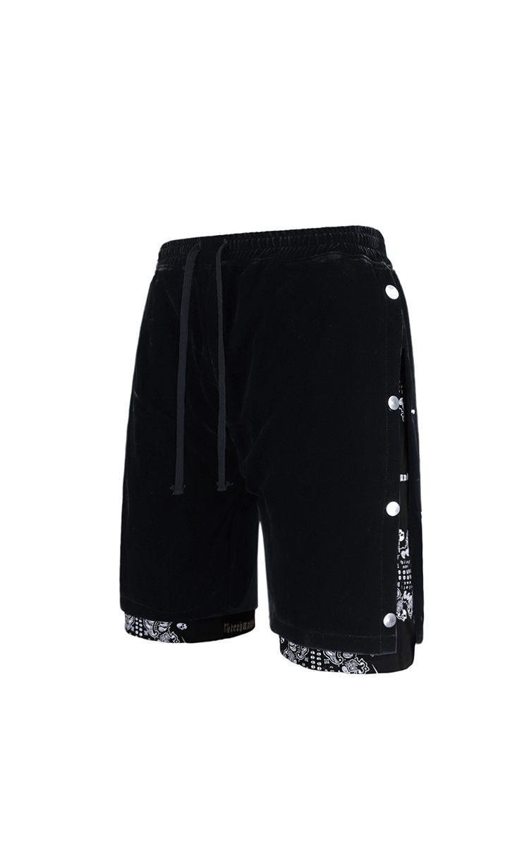 Three Hundred Bandana Short With Buttons In Black