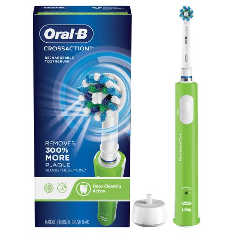 Bàn chải điện Oral-B CrossAction - Deep Cleaning Action Trắng/Tím/Xanh lá