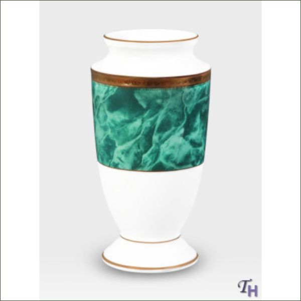 Noritake Green Vase 23cm (Majestic)