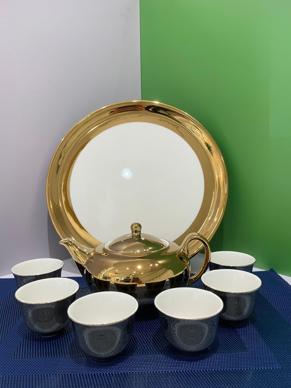 Tea set 0.7L Nano Ultra Gold - Rak Porcelain (Plate 32cm)