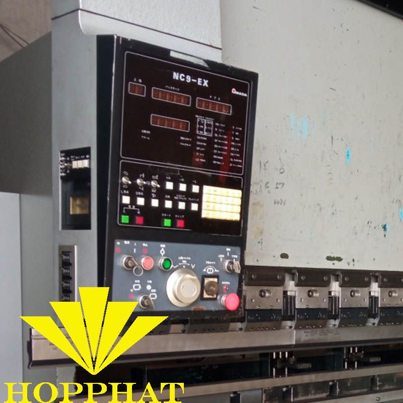 Máy chấn Amada FBD100