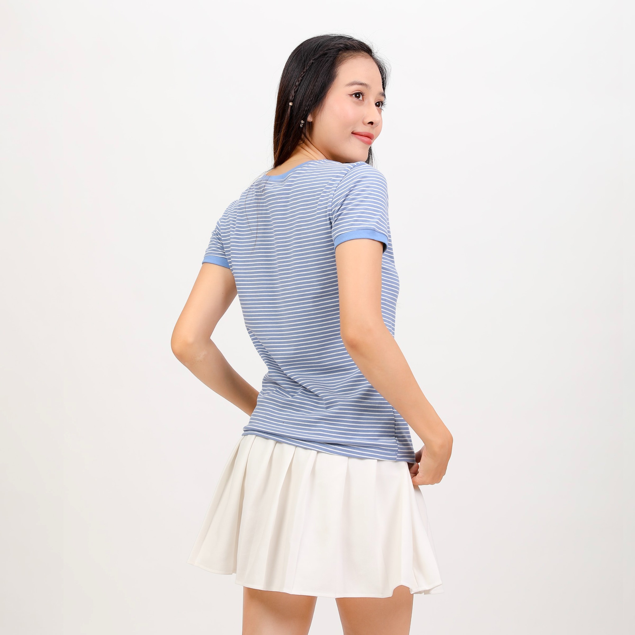 Áo thun tay ngắn form suông cổ tròn chất cotton 020p 0099