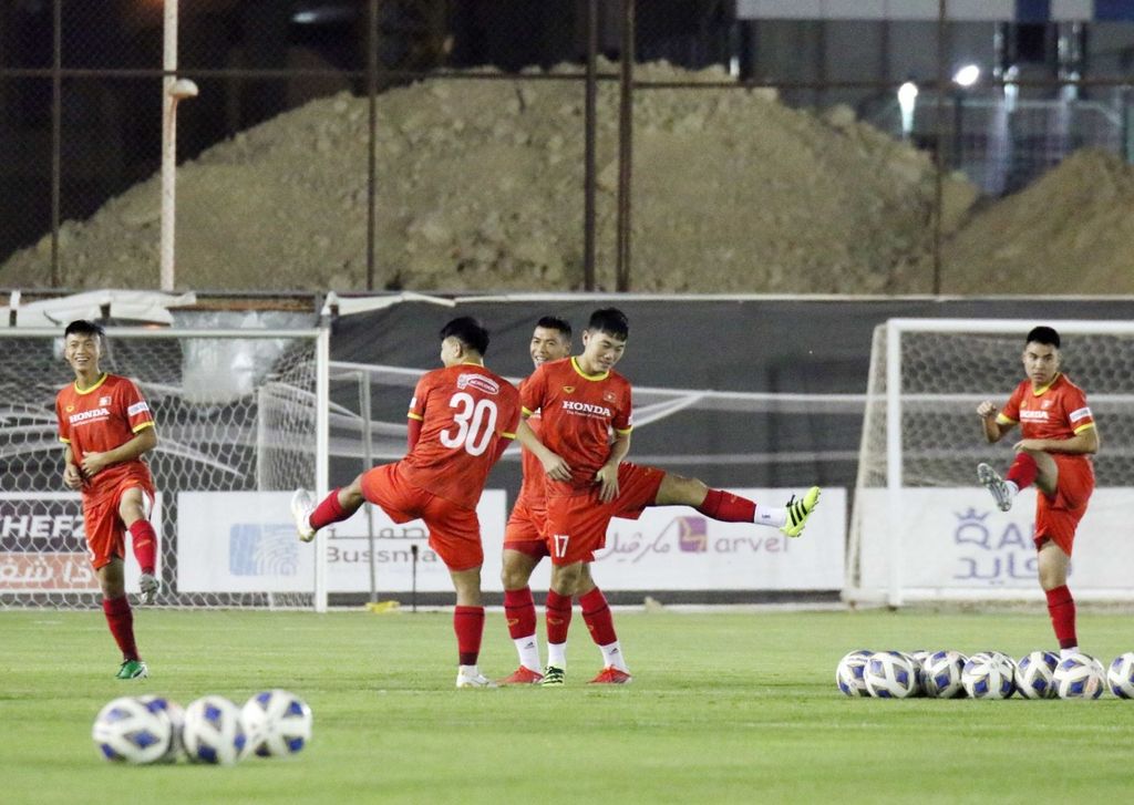 BÓNG ĐÁ MOLTEN F5A5000-A OFFICIAL BALL AFC CUP 2020-2021
