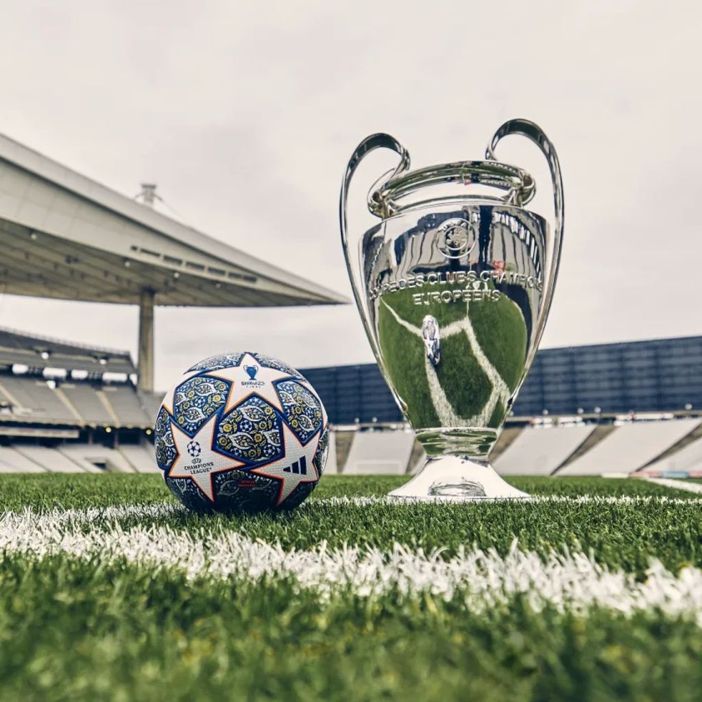 Quả bóng đá adidas Football Champions League 2023 Pro Match Ball - White/Royal Blue/Orange