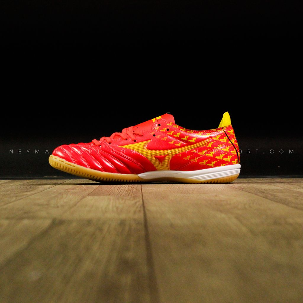 Mizuno Morelia Neo III Pro IN Lạc Việt - Red/Yellow Limited Edition