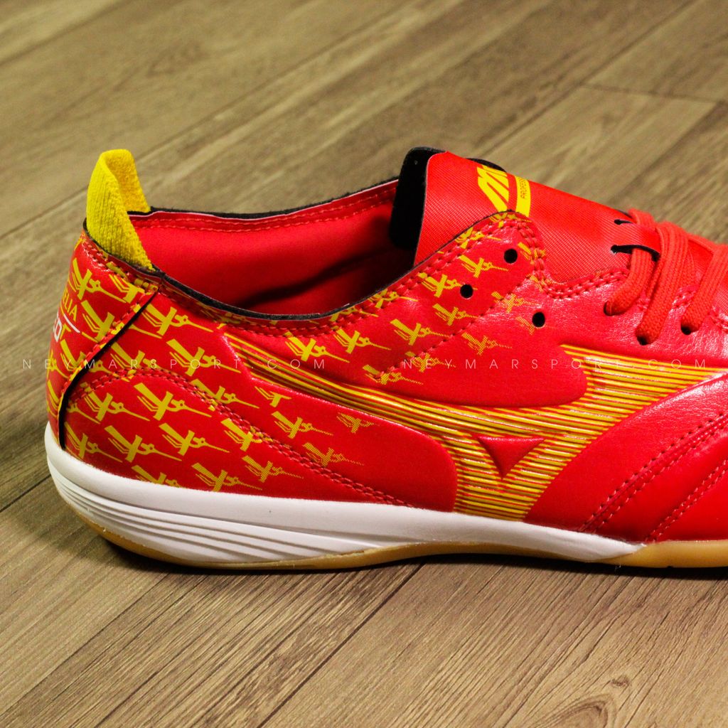 Mizuno Morelia Neo III Pro IN Lạc Việt - Red/Yellow Limited Edition