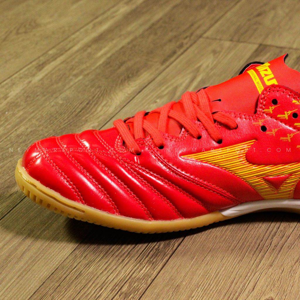 Mizuno Morelia Neo III Pro IN Lạc Việt - Red/Yellow Limited Edition