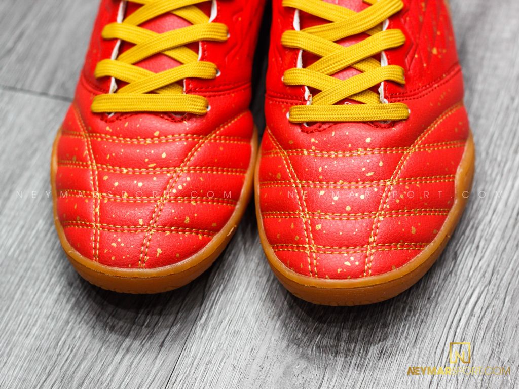 GIÀY ĐÁ BÓNG KAMITO TA11 IC TOUCH OF MAGIC - RED/GOLD