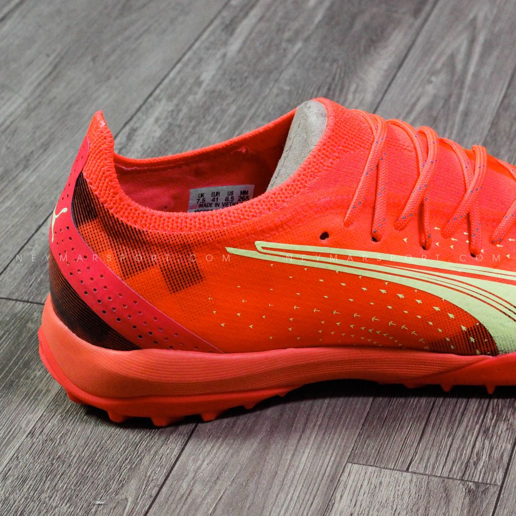 Giày đá bóng PUMA Ultra Ultimate Cage TF Fearless - Fiery Coral/Fizzy Light/PUMA Black 106893-03