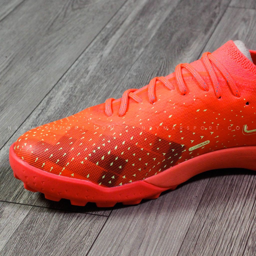 Giày đá bóng PUMA Ultra Ultimate Cage TF Fearless - Fiery Coral/Fizzy Light/PUMA Black 106893-03