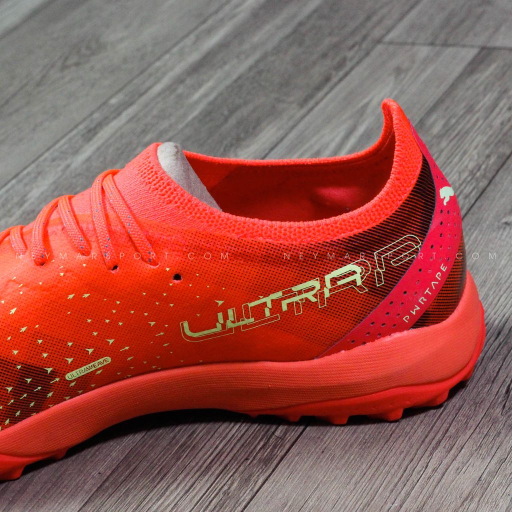 Giày đá bóng PUMA Ultra Ultimate Cage TF Fearless - Fiery Coral/Fizzy Light/PUMA Black 106893-03