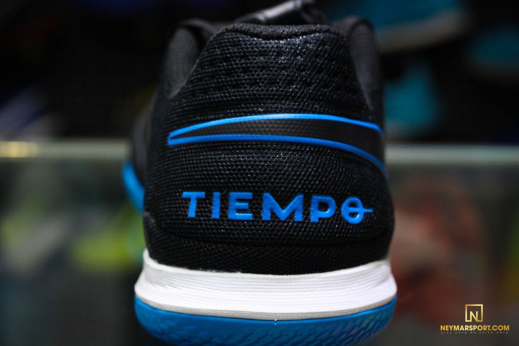 Nike Tiempo Legend 8 Academy IC Under The Radar - Black/Blue Hero
