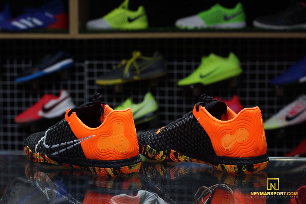 Nike React Gato IC Nightfall - Black/White/Total Orange/Dark Smoke Grey