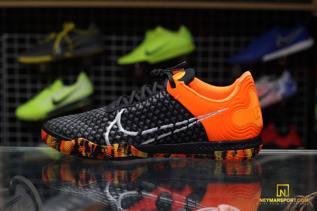 Nike React Gato IC Nightfall - Black/White/Total Orange/Dark Smoke Grey