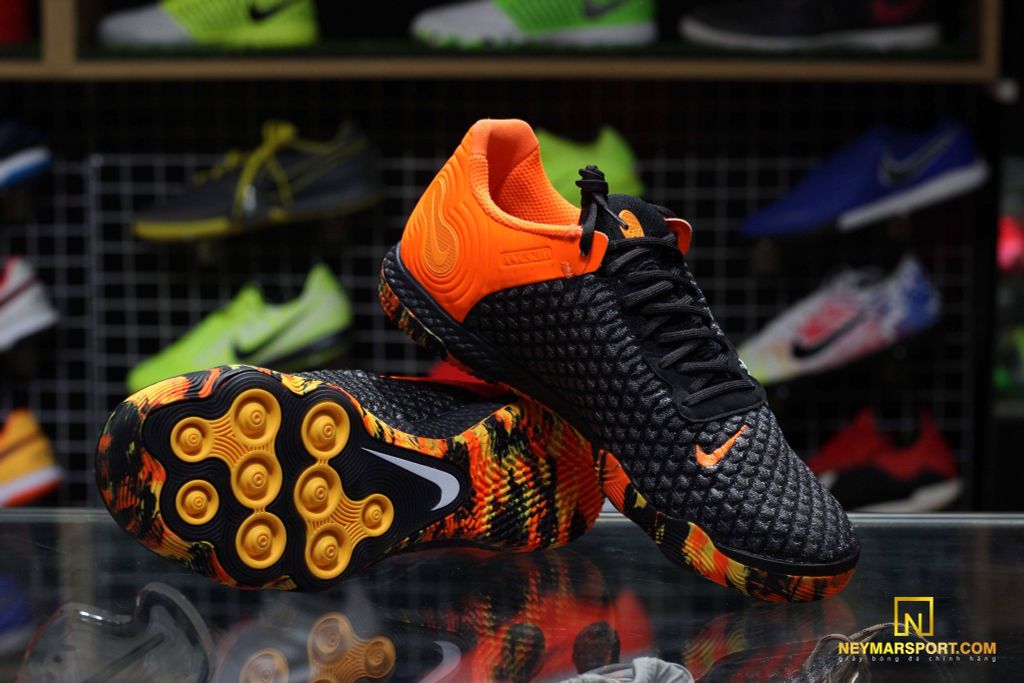 Nike React Gato IC Nightfall - Black/White/Total Orange/Dark Smoke Grey