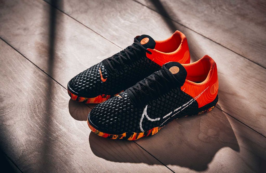 Nike React Gato IC Nightfall - Black/White/Total Orange/Dark Smoke Grey