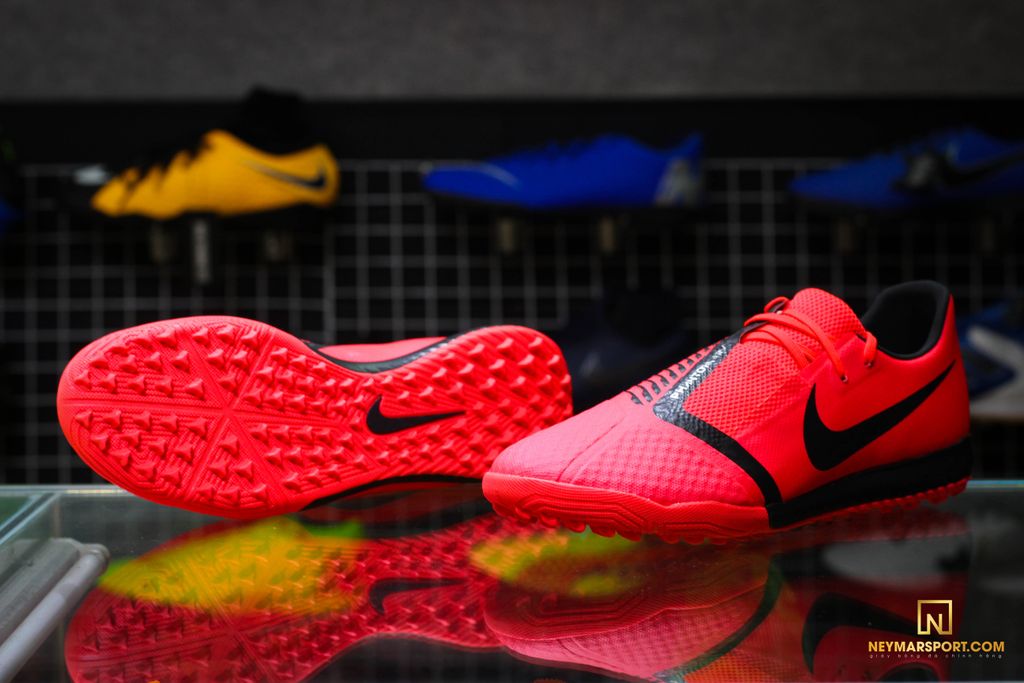 Nike Phantom Venom Academy TF Game Over - Bright Crimson/Black