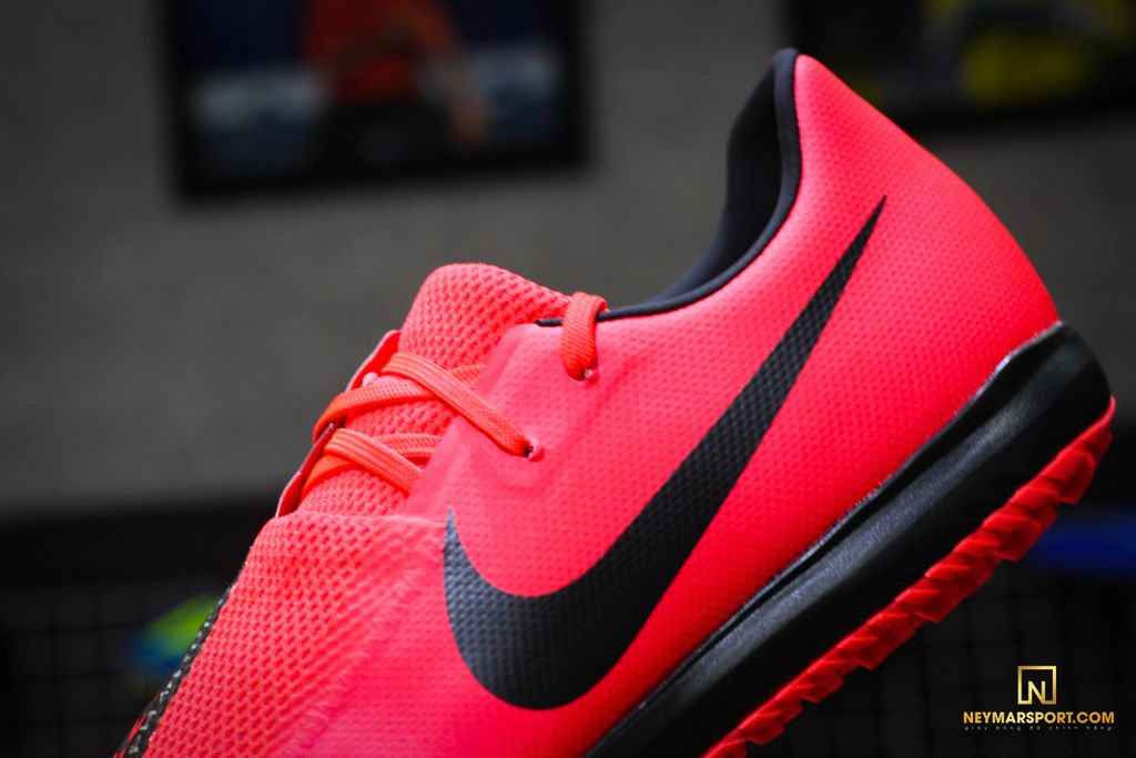 Nike Phantom Venom Academy TF Game Over - Bright Crimson/Black