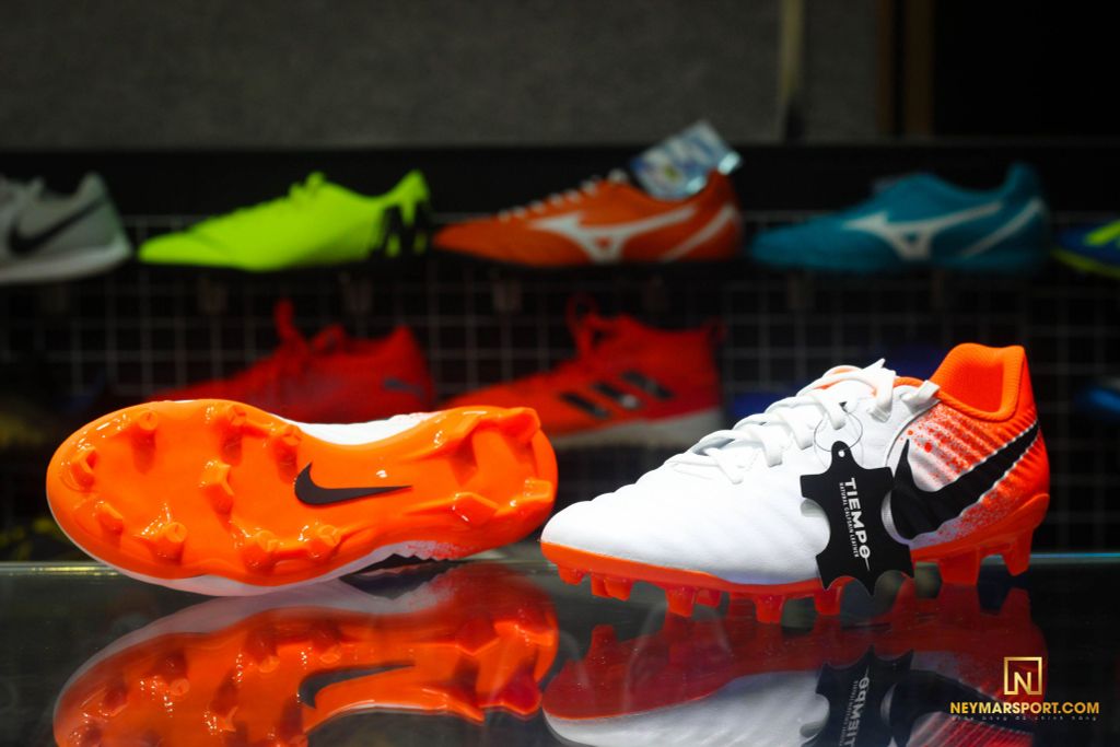 Nike Tiempo Legend 7 Academy FG Euphoria - White/Hyper Crimson