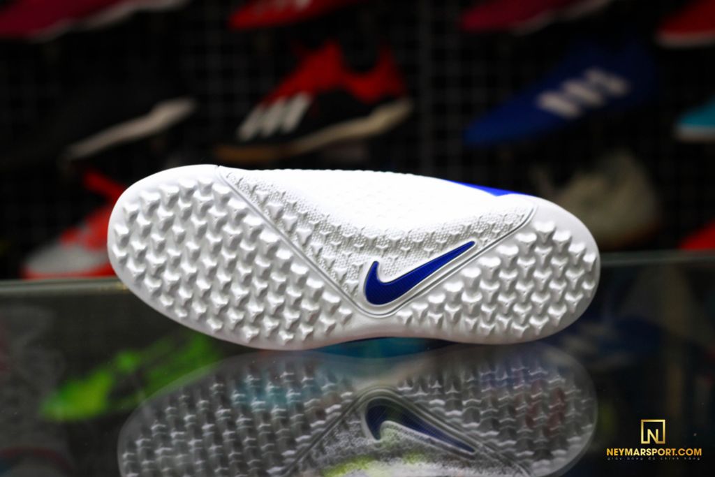 Nike Phantom Vision Academy TF Euphoria Pack - White/Blue/Black