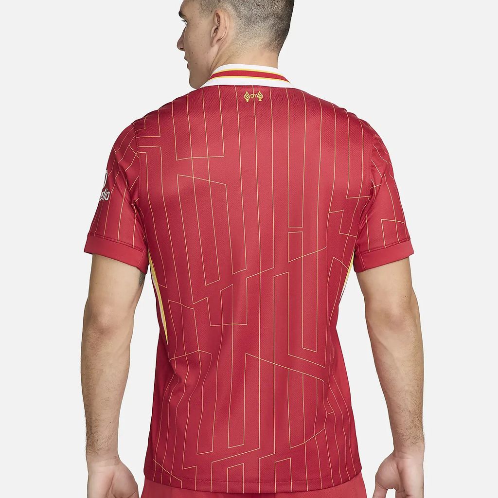 Áo bóng đá chính hãng Liverpool sân nhà 2024/25
