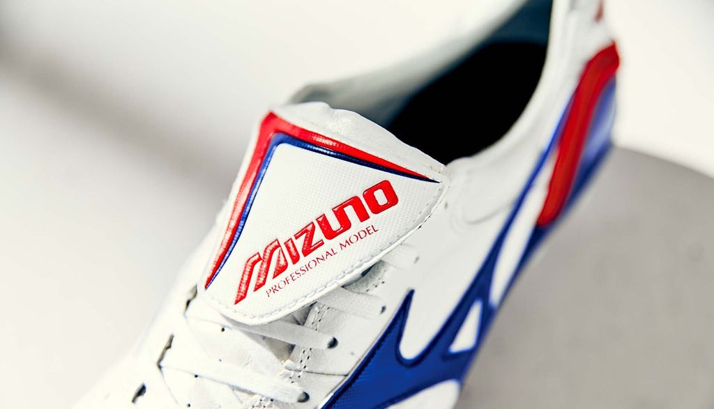 Mizuno Morelia Wave Made in Japan FG - White/Blue LIMITED EDITION PRE-ORDER