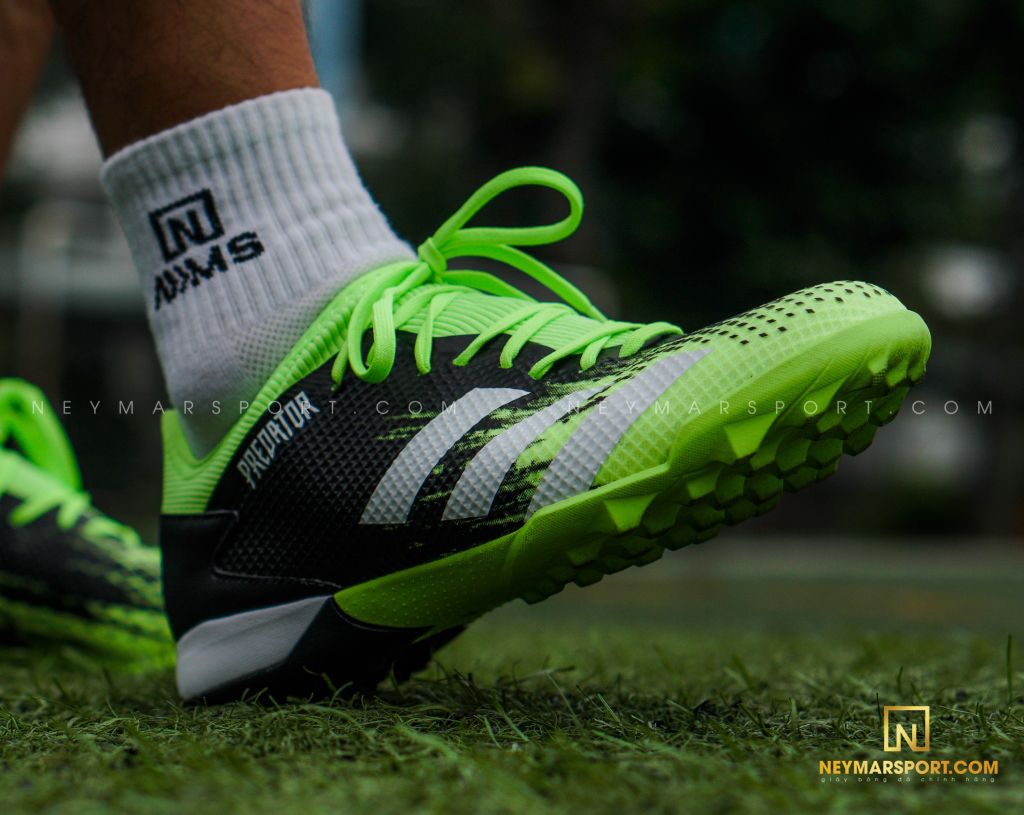 ADIDAS PREDATOR 20.3 LOW TF PRECISION TO BLUR - SIGNAL GREEN/FOOTWEAR WHITE/CORE BLACK