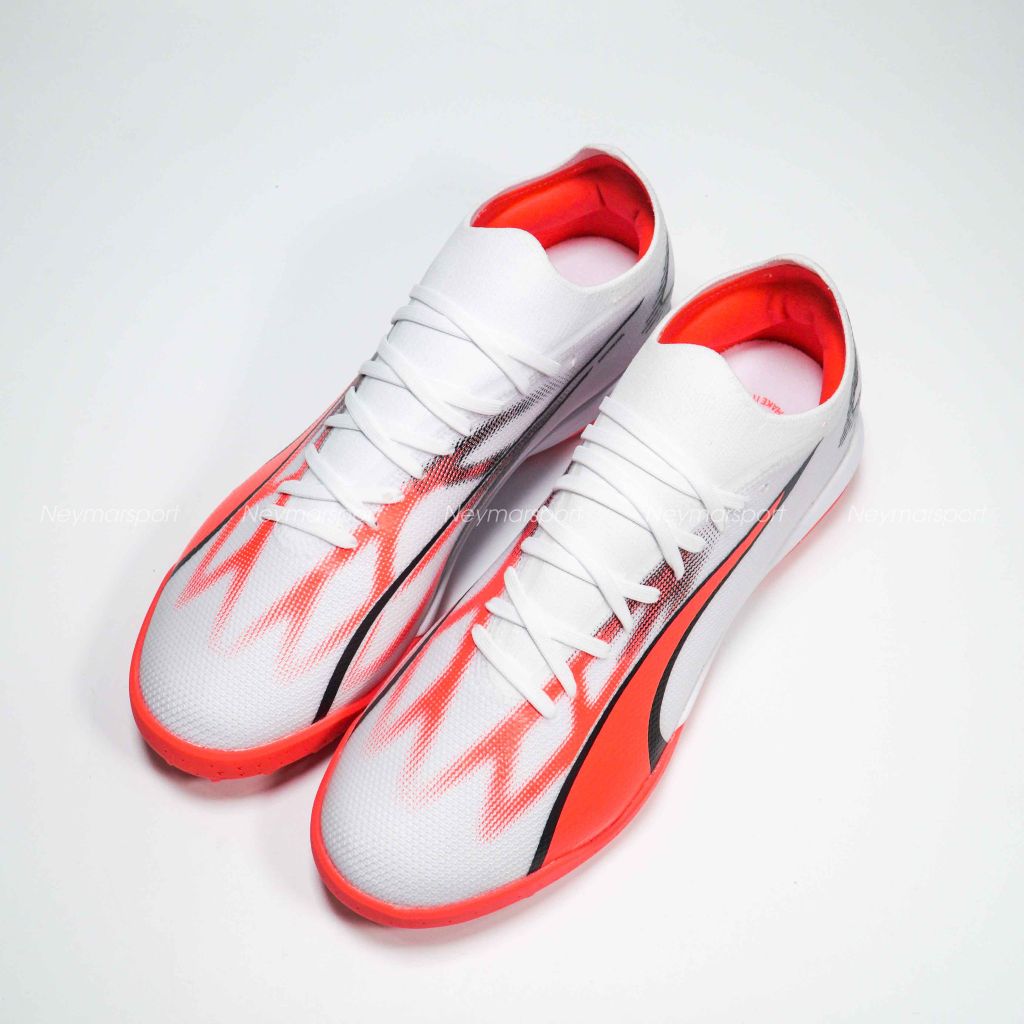 Giày đá bóng PUMA Ultra Match TT Breakthrough - PUMA White/PUMA Black/Fire Orchid 107521-01