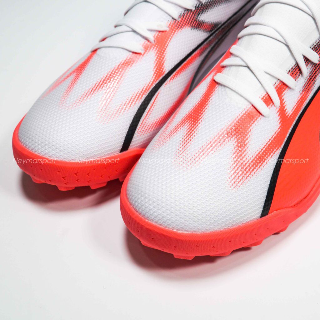 Giày đá bóng PUMA Ultra Match TT Breakthrough - PUMA White/PUMA Black/Fire Orchid 107521-01
