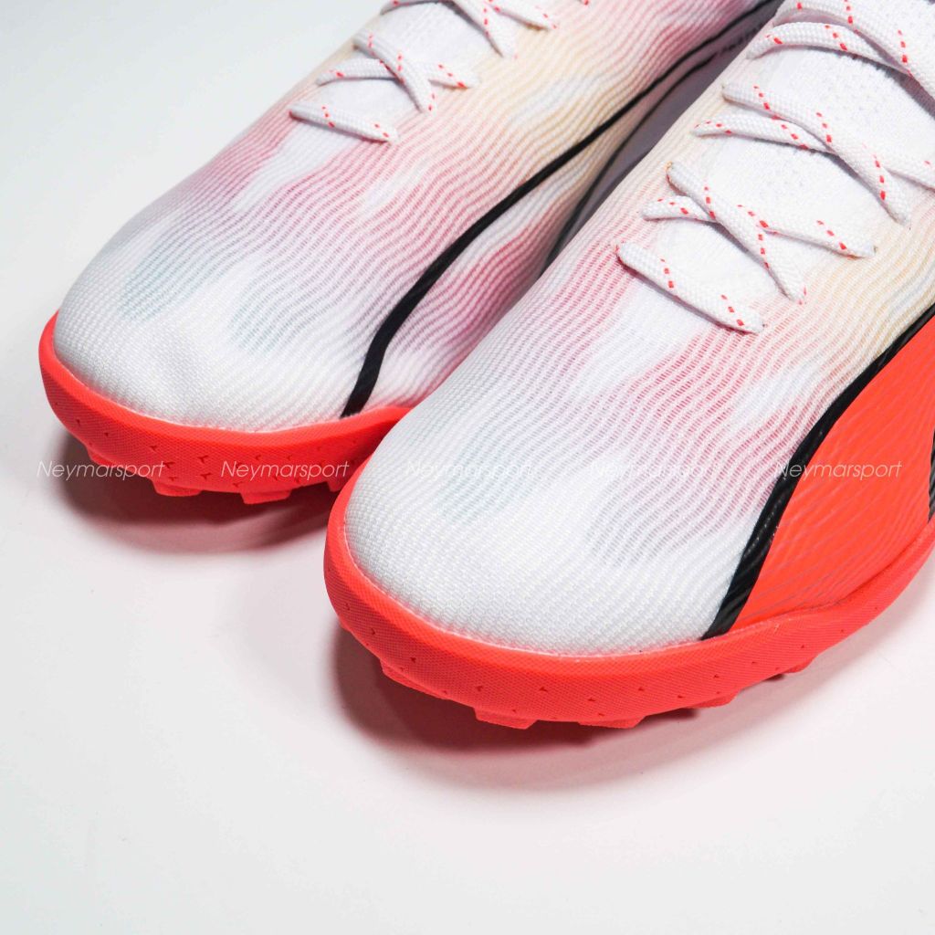 Giày đá bóng PUMA Ultra Ultimate Cage TT Breakthrough - PUMA White/PUMA Black/Fire Orchid 107502-01