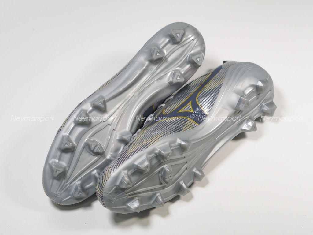 Giày đá bóng Mizuno Alpha II Pro FG Platinum Silver - Galaxy Silver/Gold P1GA256404