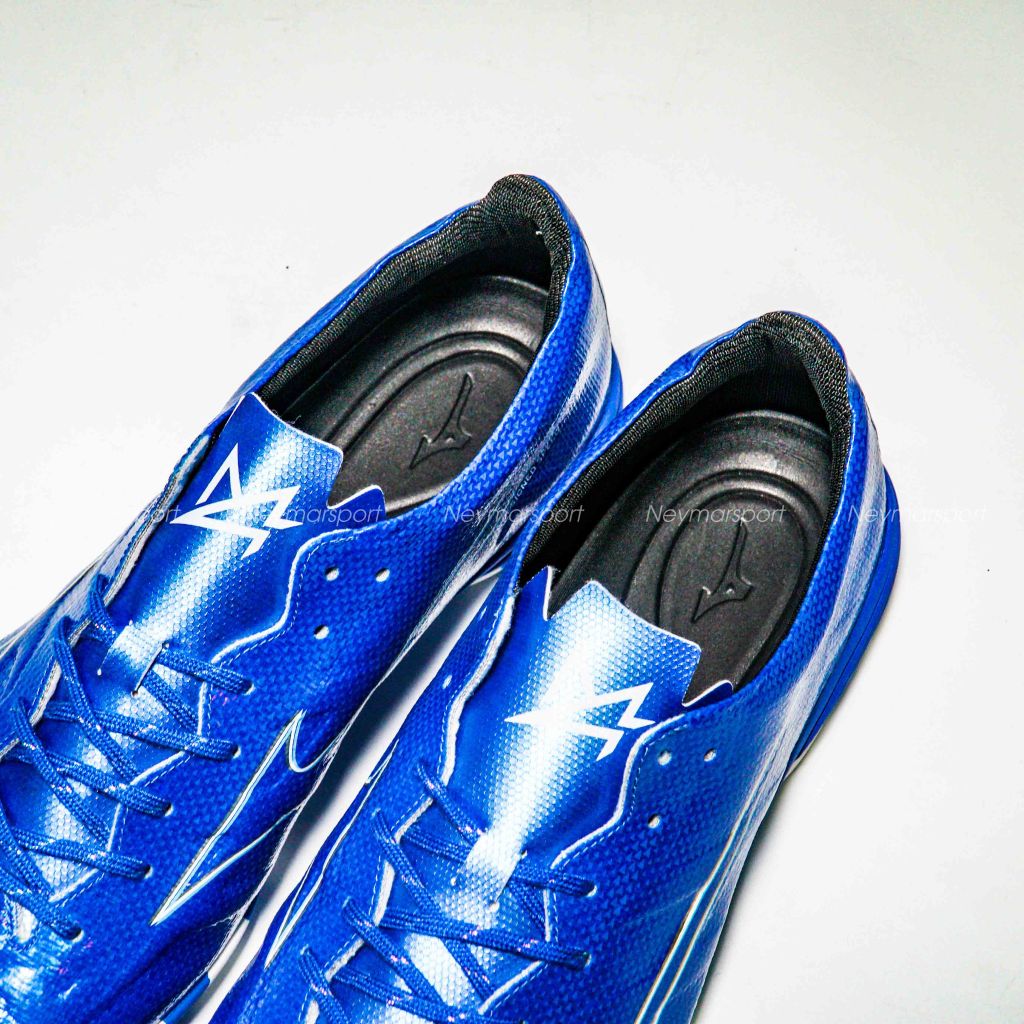 Giày đá bóng Mizuno Alpha Pro TF Mugen - Laser Blue/White/Gold P1GD246427