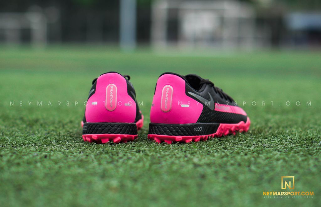 Nike Phantom GT REACT PRO TF - Black/Metallic Silver/Pink Blast
