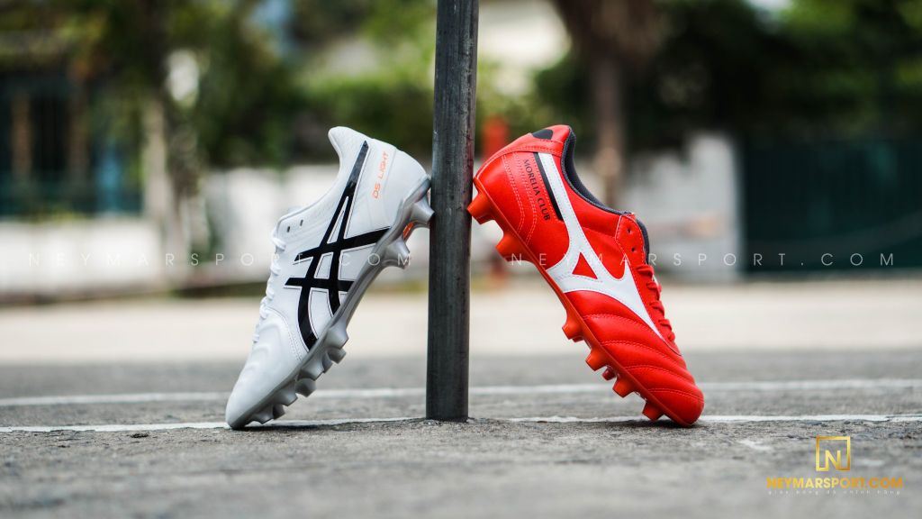 ASICS DS LIGHT WD FG - White/Black
