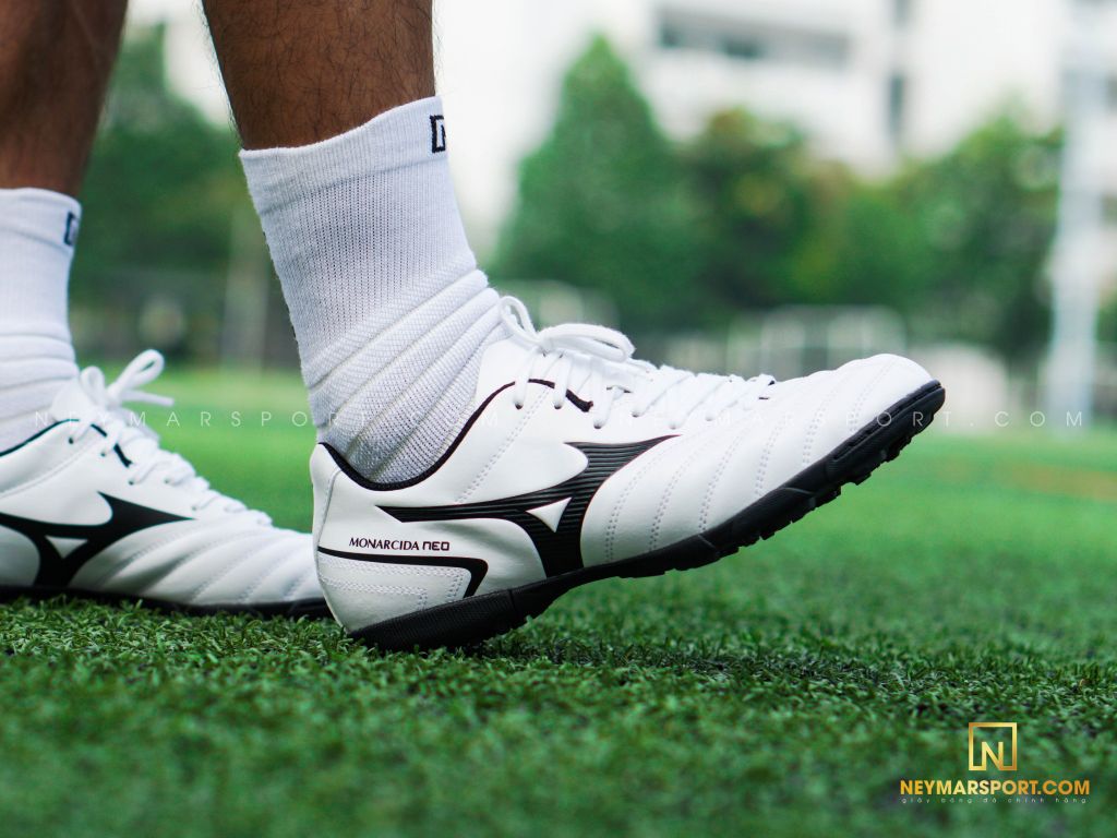 MIZUNO MONARCIDA NEO II SELECT AS TF WHITE/BLACK