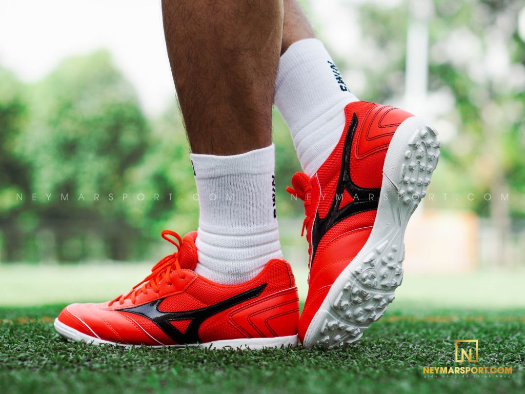 MIZUNO MORELIA SALA CLUB TF RED/BLACK