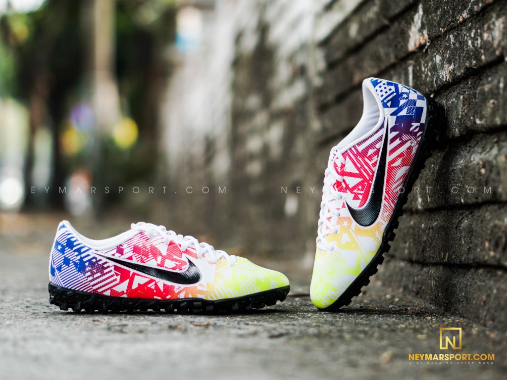 Nike Mercurial Vapor 13 Academy TF NJR Jogo Prismatico - White/Black/Racer Blue/Volt Kids