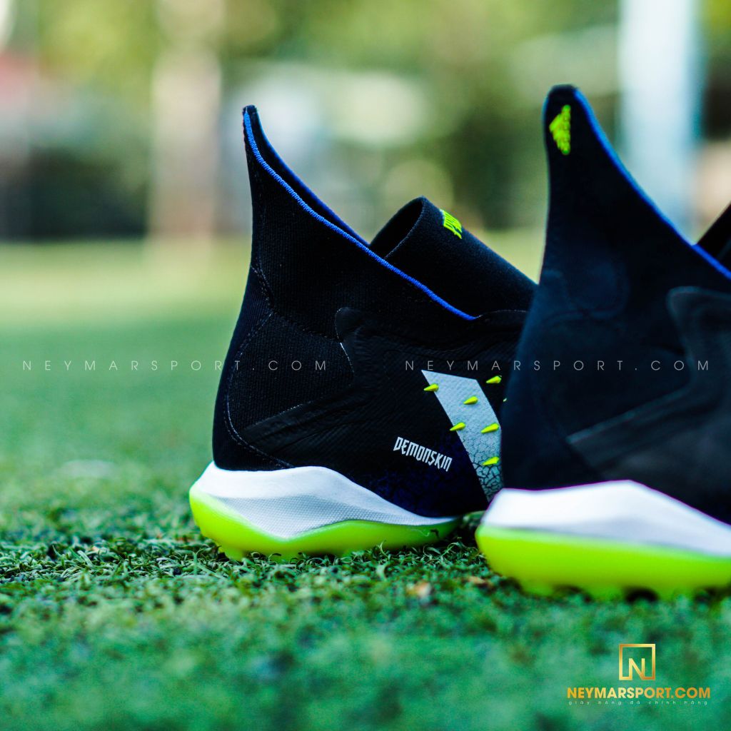 adidas Predator Freak + TF Superlative - Core Black/Footwear White/Solar Yellow