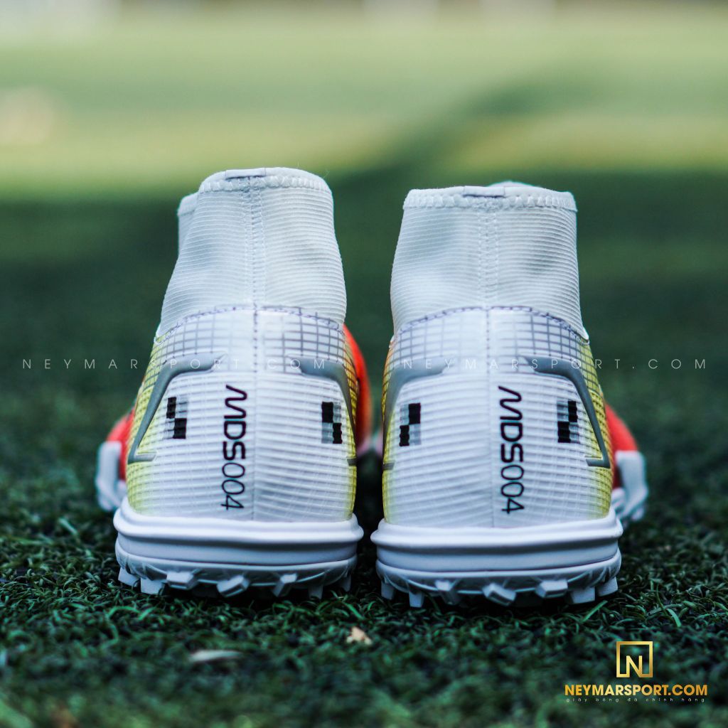Nike Mercurial Superfly 8 Academy TF Dream Speed 4 - White/Bright Mango