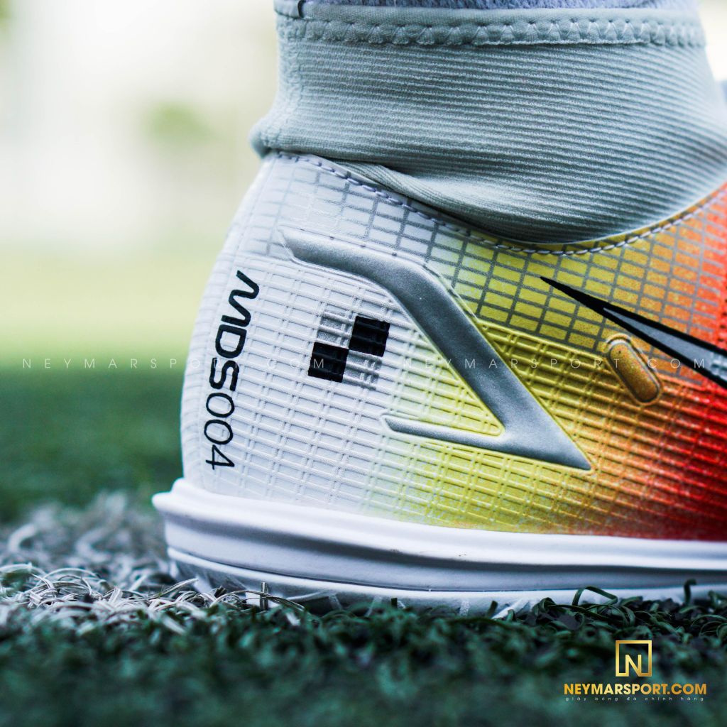 Nike Mercurial Superfly 8 Academy TF Dream Speed 4 - White/Bright Mango