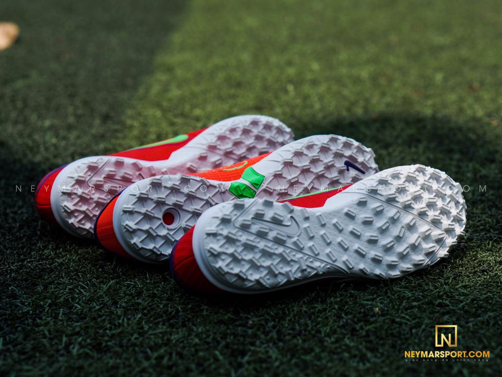 Nike Mercurial Superfly 8 Academy TF Spectrum - Bright Crimson/Metallic Silver