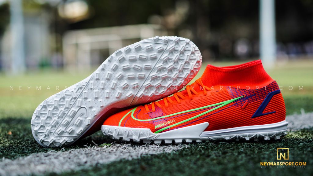 Nike Mercurial Superfly 8 Academy TF Spectrum - Bright Crimson/Metallic Silver
